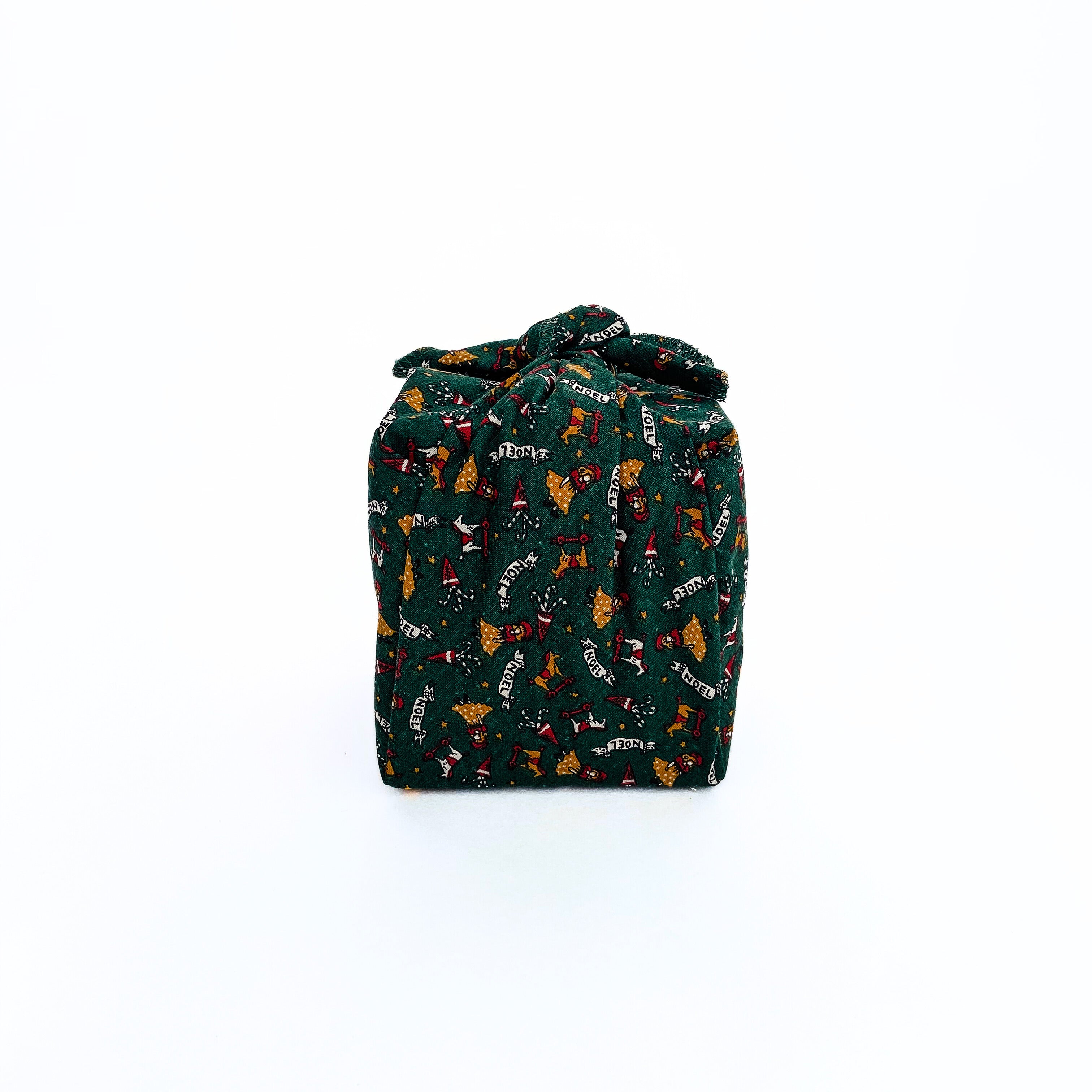 Resuable Single Layer Fabric Gift Wrap – Green Christmas Toy
