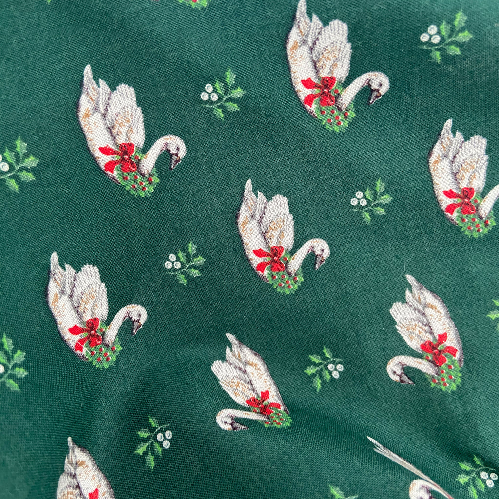 Resuable Single Layer Fabric Gift Wrap – Green Swan Print