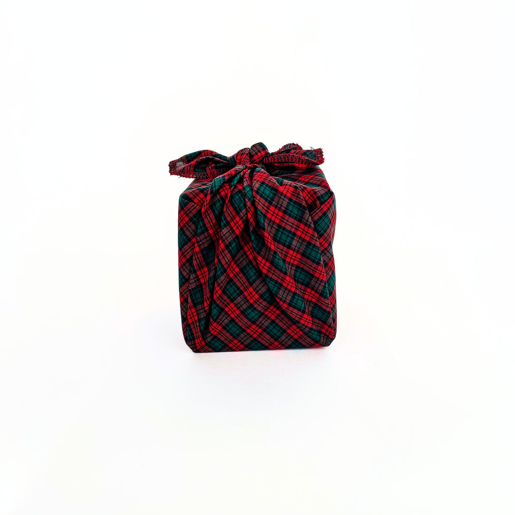 Resuable Single Layer Fabric Gift Wrap – Red Green Plaid