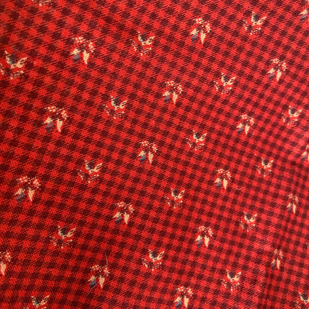 Resuable Double Layer Fabric Gift Wrap – Red Gingham Flower