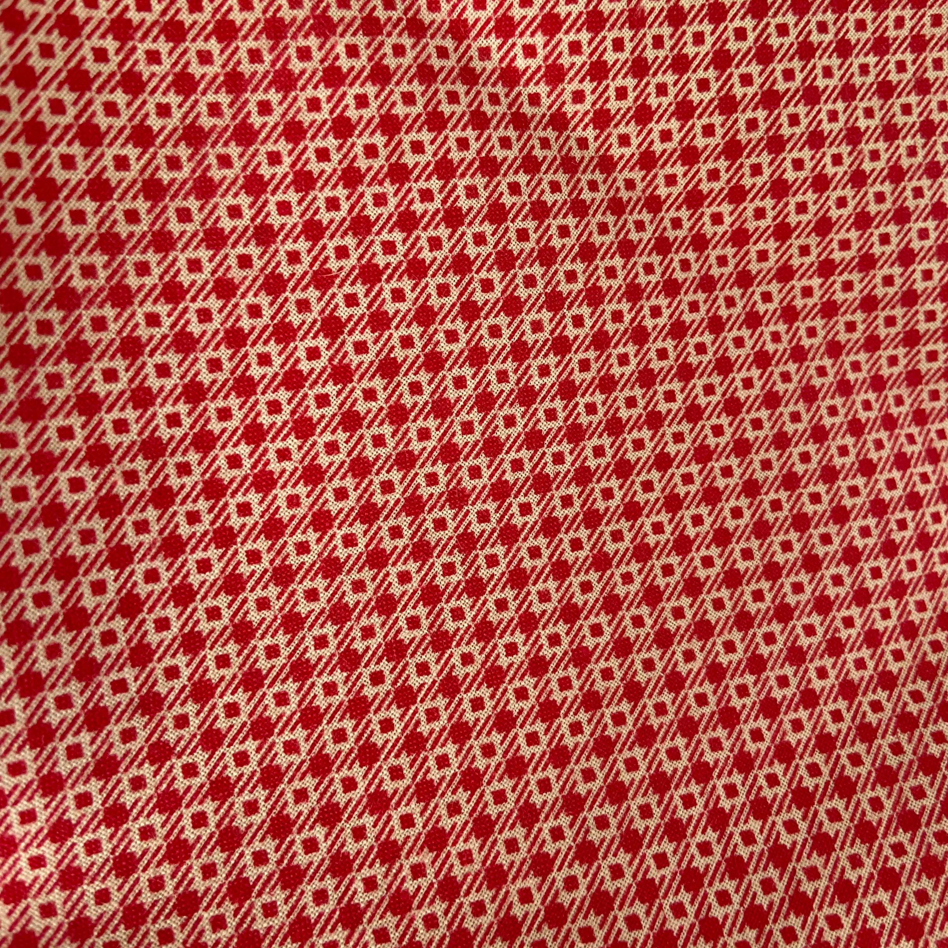 Resuable Double Layer Fabric Gift Wrap – Red Diamond and Gold