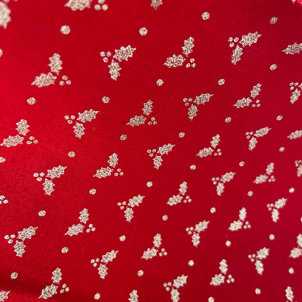 Resuable Single Layer Fabric Gift Wrap – Red Gold Holly