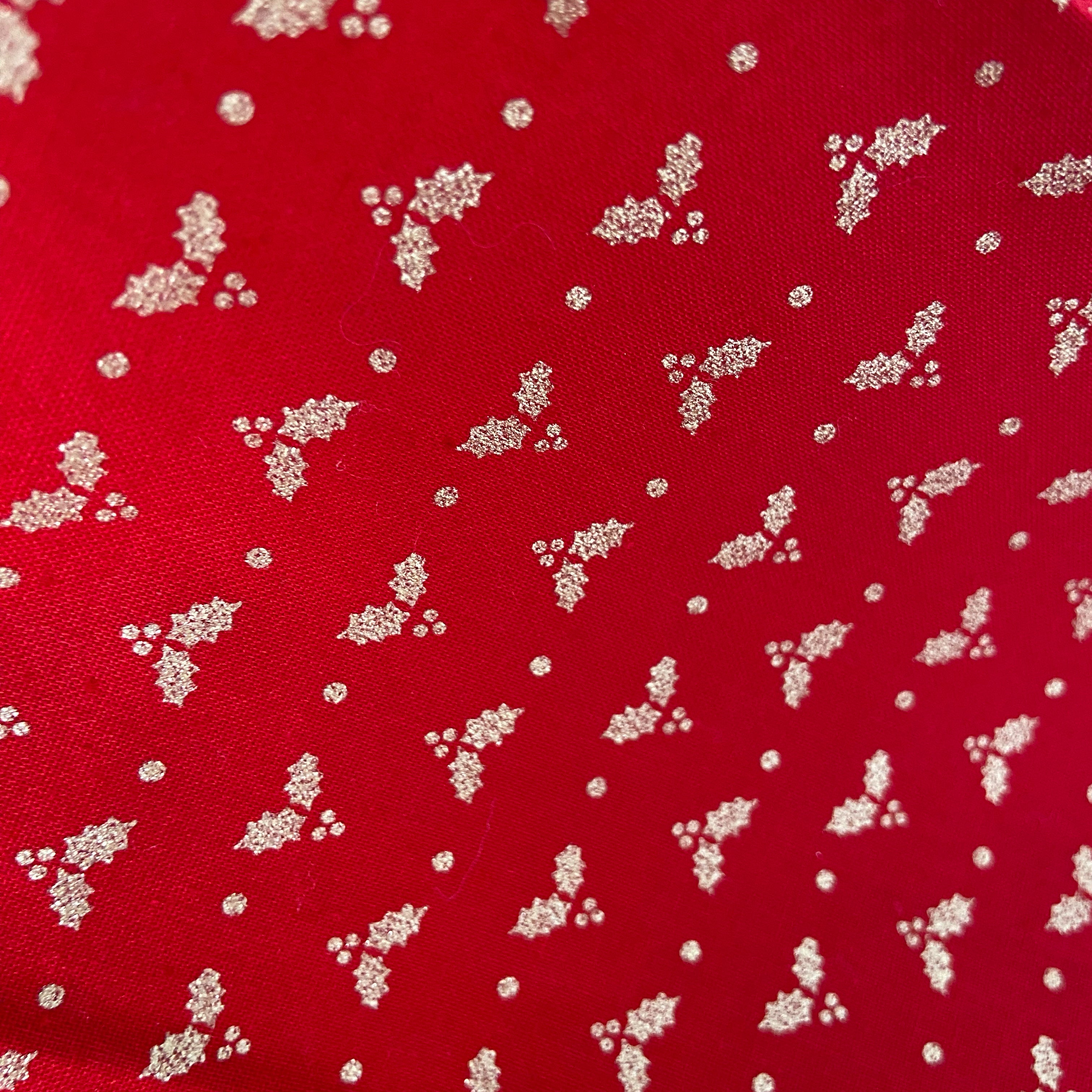 Resuable Single Layer Fabric Gift Wrap – Red Gold Holly