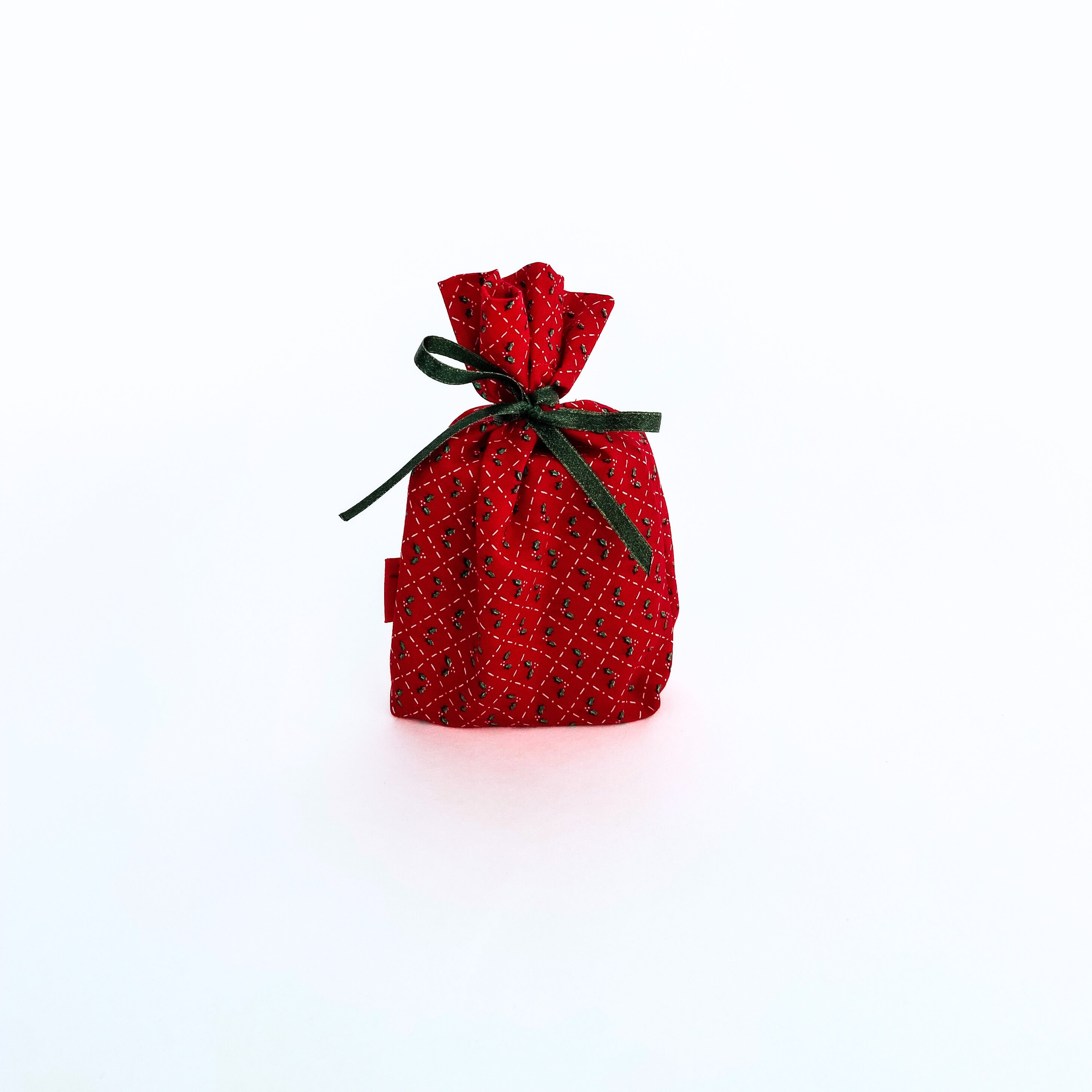 Reusable Gift Bag  – Handmade from Upcycled Vintage Fabric - Red Diamond Holly