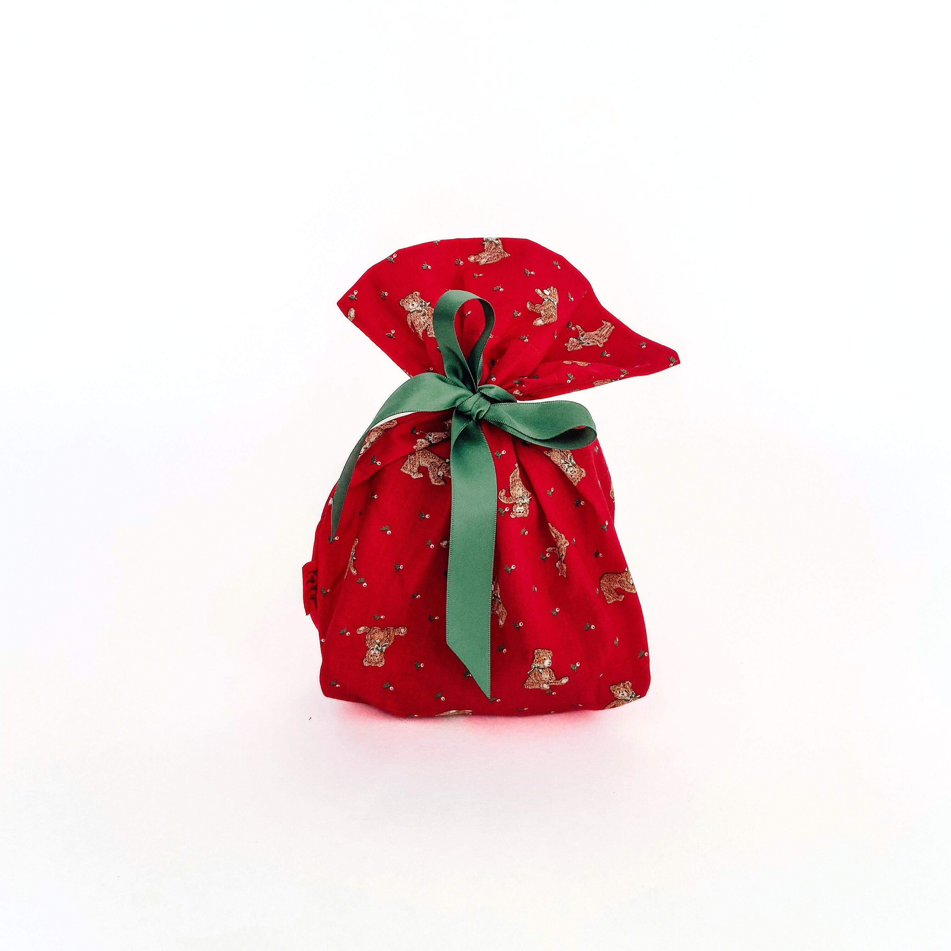 Resuable Single Layer Fabric Gift Wrap and Bag – Christmas Bear