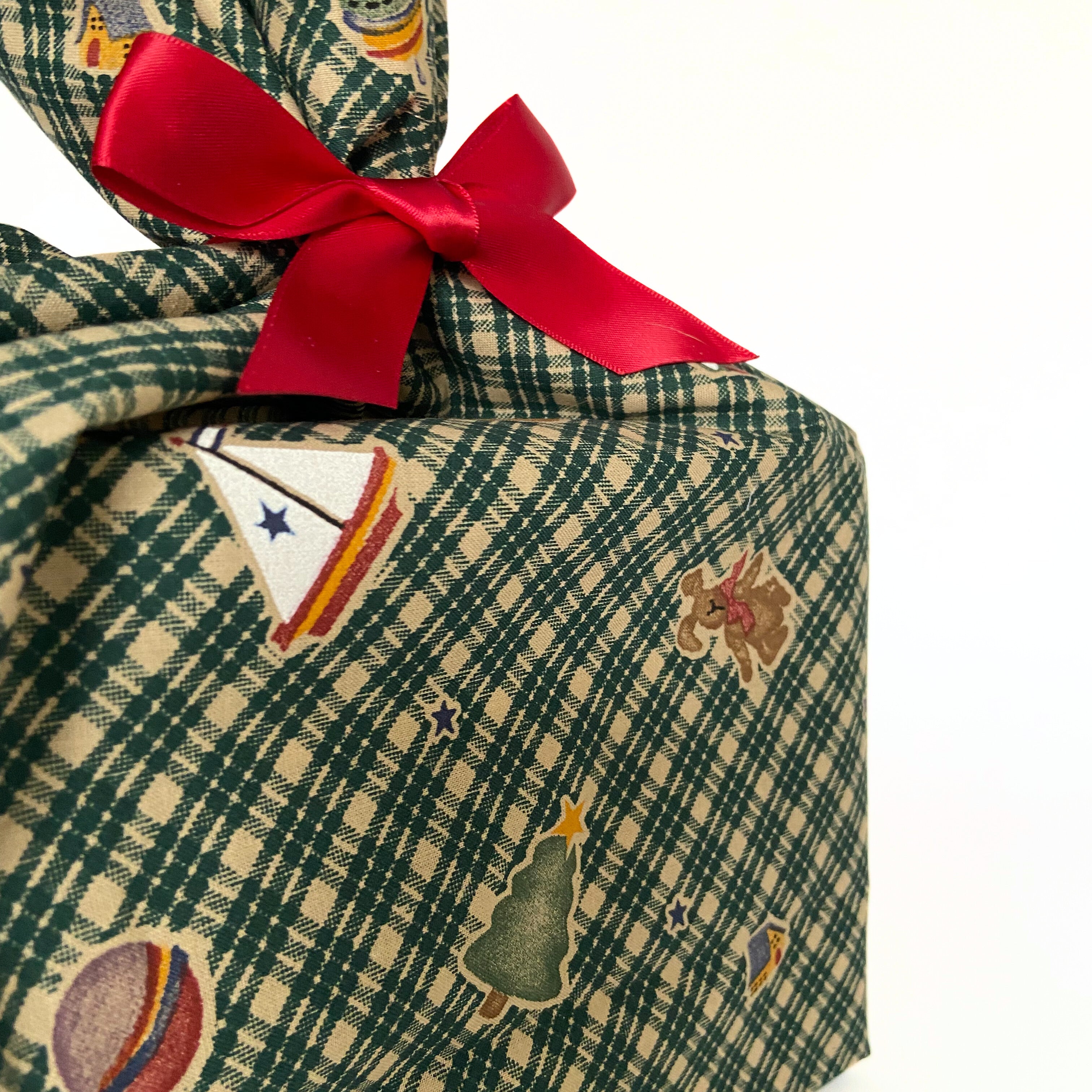 Reusable Gift Bag  – Handmade from Upcycled Vintage Fabric - Country Plaid
