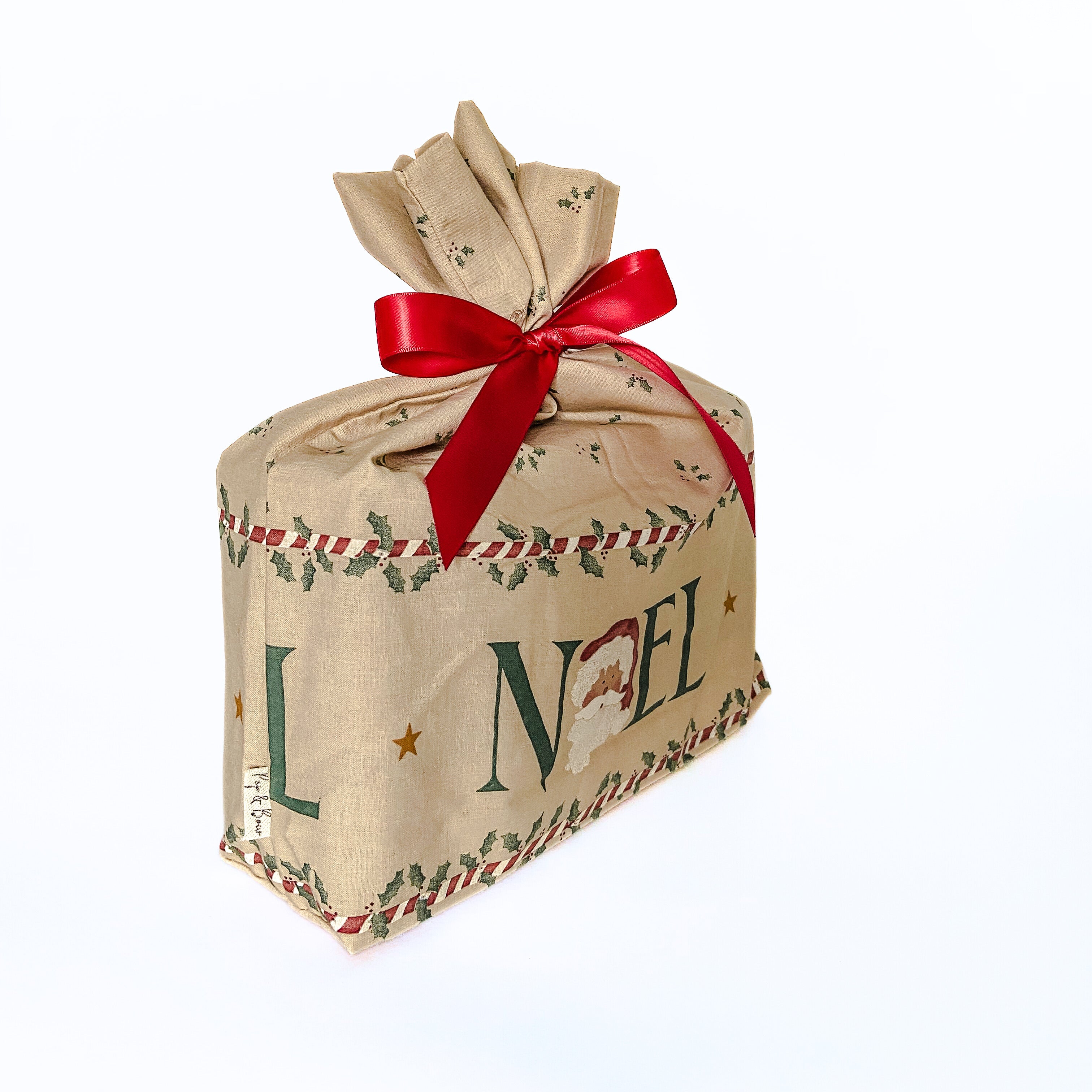 Reusable Gift Bag  – Handmade from Upcycled Vintage Fabric - Country Noel