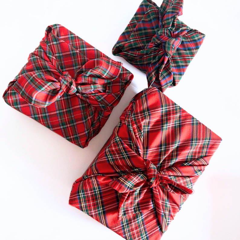 Pop & Bow Reusable Plaid Fabric Gift Wrap – Eco-Friendly Cloth Wrap - Small