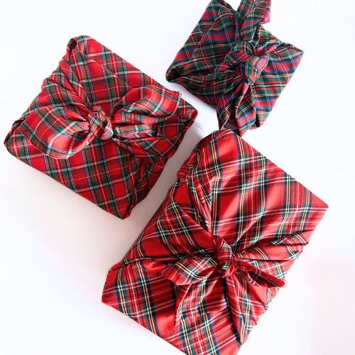 Pop & Bow Reusable Plaid Fabric Gift Wrap – Eco-Friendly Cloth Wrap - Small